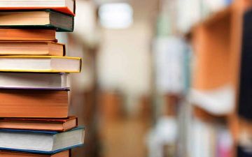 كيف تؤثر فينا قراءة الكتب؟